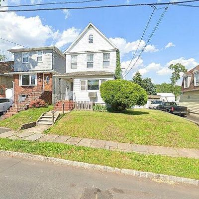 519 Roosevelt St, Roselle Park, NJ 07204