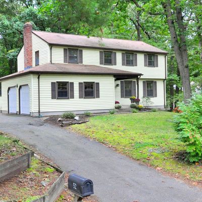 52 Stage Coach Rd, Windsor, CT 06095