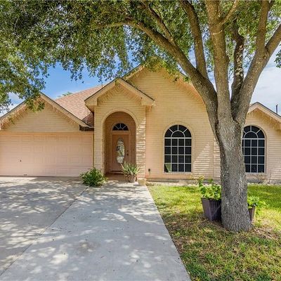 5200 Fiesta Drive, Mission, TX 78574