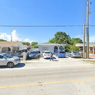 521 E 41 St St, Hialeah, FL 33013