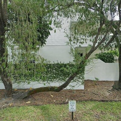 5222 S Russell St #25, Tampa, FL 33611