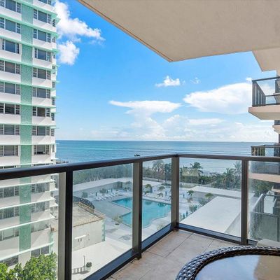 5225 Collins Ave, Miami Beach, FL 33140