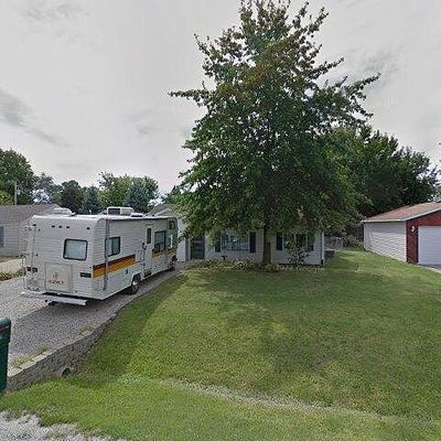 524 15 Th Ave, Silvis, IL 61282