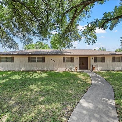 524 E Avenue D, Rosebud, TX 76570