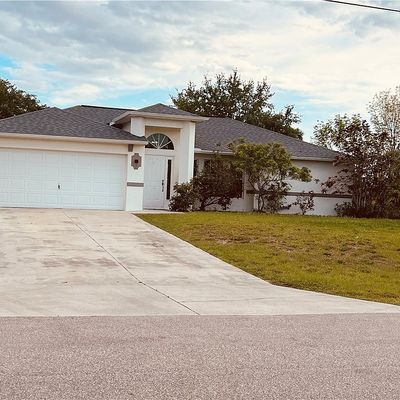 5245 Butte St, Lehigh Acres, FL 33971