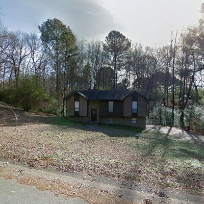 525 Foxfire Dr, Gardendale, AL 35071