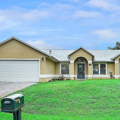 526 Sw Dairy Rd, Port Saint Lucie, FL 34953