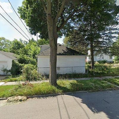 5276 N 51 St Blvd, Milwaukee, WI 53218