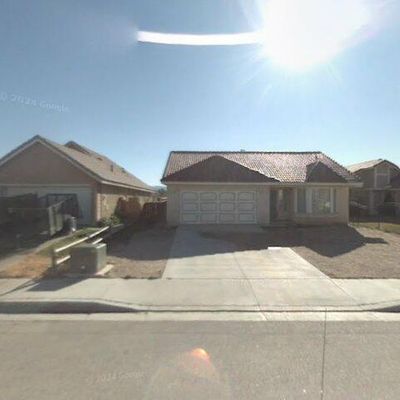 5286 Sunburst Dr, Palmdale, CA 93552