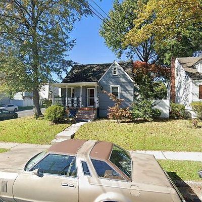 529 E Elm St, Linden, NJ 07036