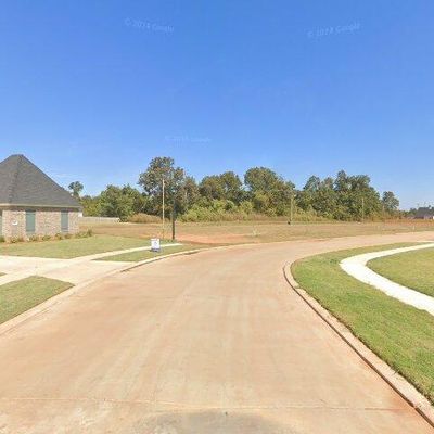 531 Cocodrie Cir, Bossier City, LA 71112