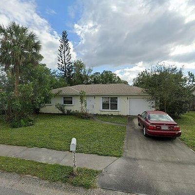 5366 Foxwood Dr, Sarasota, FL 34232