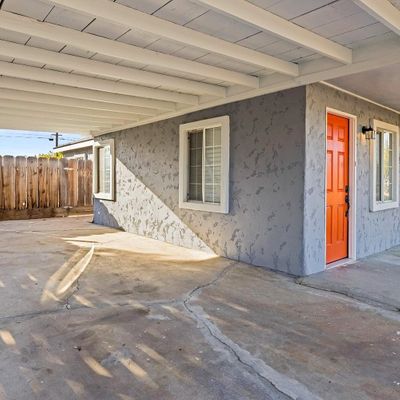 539 N G St, Tulare, CA 93274