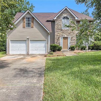 540 Easton Dr, Locust Grove, GA 30248