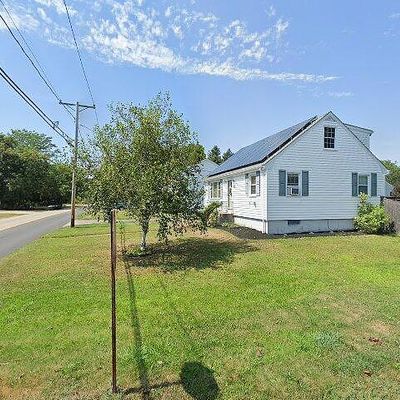 540 Lafayette St, Somerset, MA 02726