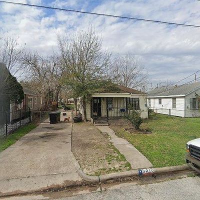 5415 Gano St, Houston, TX 77009