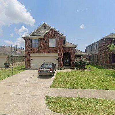 5422 Rio Dr, Baytown, TX 77521