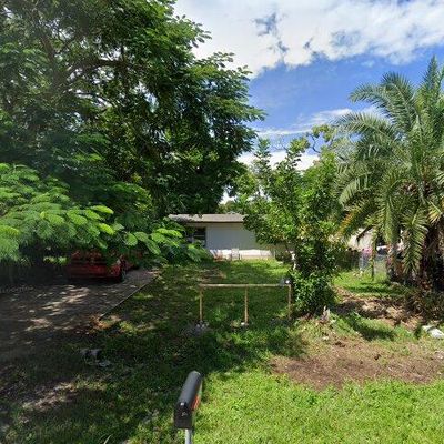 5456 9 Th Ave, Fort Myers, FL 33907