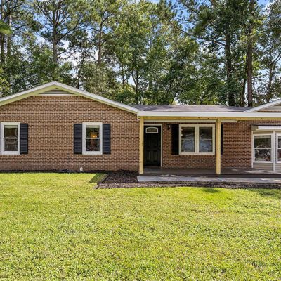 546 Oci Dr, Jacksonville, NC 28540