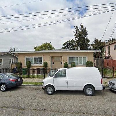 5461 Cole St, Oakland, CA 94601