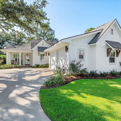 548 Artesian Springs Dr, Fairhope, AL 36532