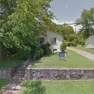 548 Hill St Nw, Lenoir, NC 28645