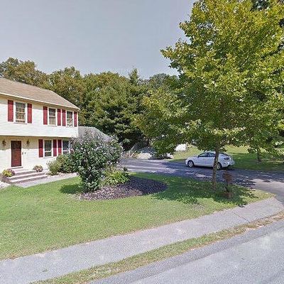 55 Tall Oaks Dr #607, South Weymouth, MA 02190