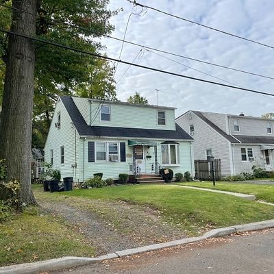 55 Willow Ave, Garwood, NJ 07027