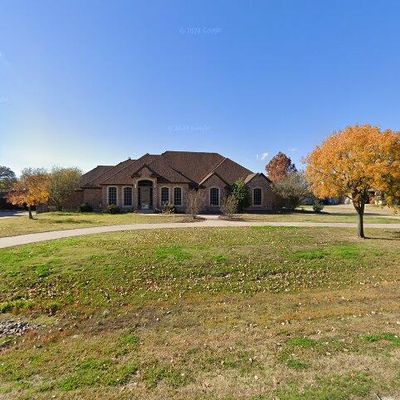 5500 Lucca Dr, Fort Worth, TX 76140