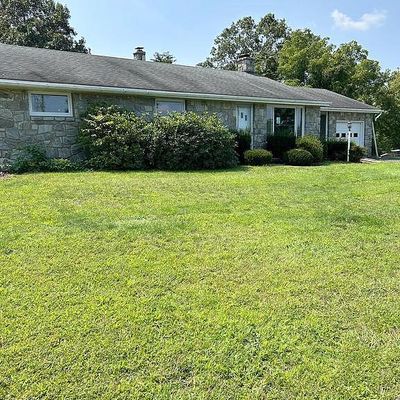 50 Fitterling Rd, Mohnton, PA 19540