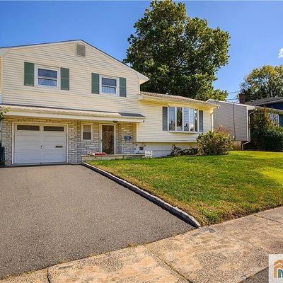 50 Roosevelt Ave, Colonia, NJ 07067