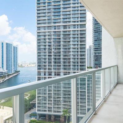 500 Brickell Ave, Miami, FL 33131