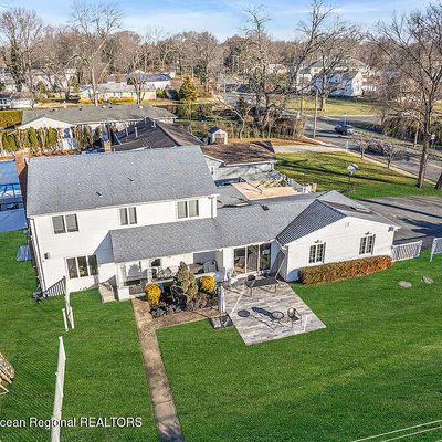 500 Roseld Ave, Deal, NJ 07723