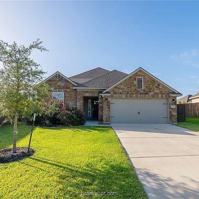 5007 Maroon Creek Dr, Bryan, TX 77802