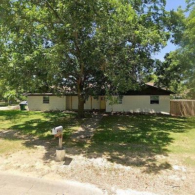 501 N Emerson St, Mart, TX 76664