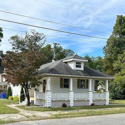 501 W Race St, Millville, NJ 08332