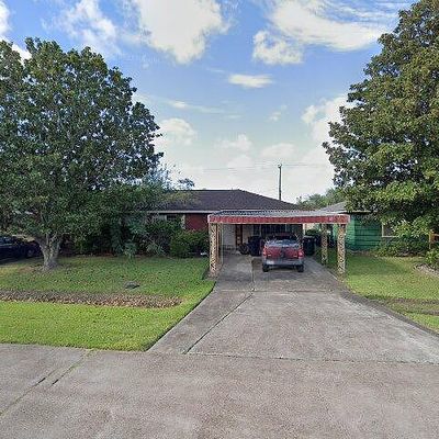 5010 Edfield St, Houston, TX 77033