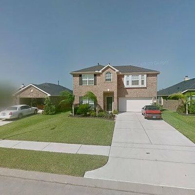 5023 Gulf Stream Ln, Bacliff, TX 77518