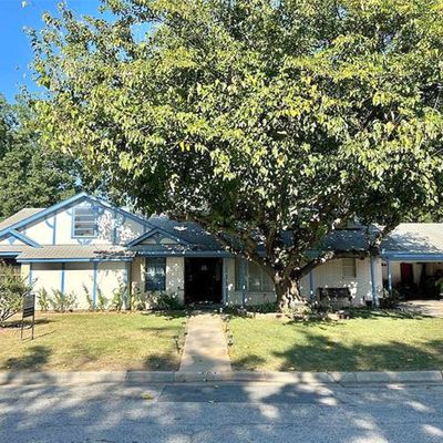 504 Aspen Rd, Gainesville, TX 76240