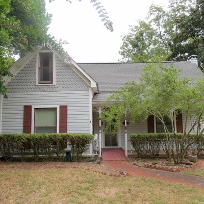 504 N Newsome, Mineola, TX 75773