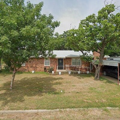 505 S Sycamore, Archer City, TX 76351