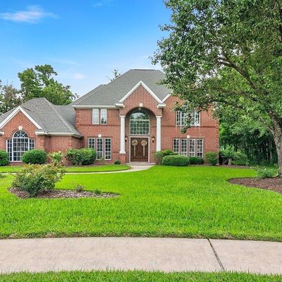 5050 Stately Ct, Orange, TX 77630