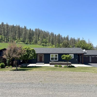 506 S Holmes St, Wallowa, OR 97885