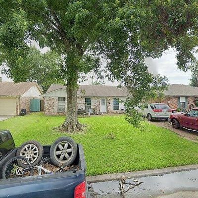 507 Pamela Dr, Baytown, TX 77521