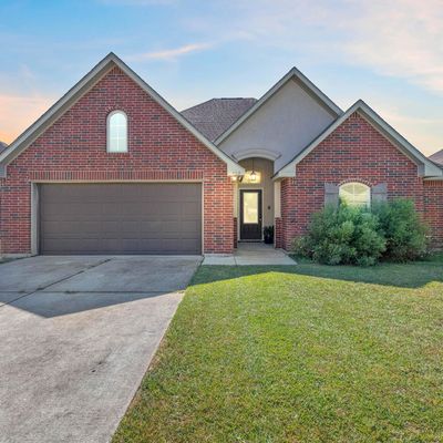 508 Flanders Ridge Dr, Youngsville, LA 70592