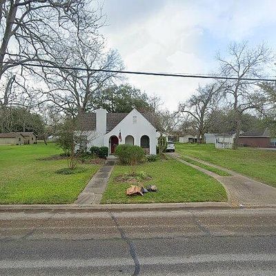 509 E Alabama St, Wharton, TX 77488