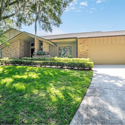 510 High Point Dr, Mount Dora, FL 32757