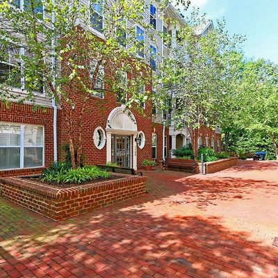 5108 Donovan Drive, Alexandria, VA 22304