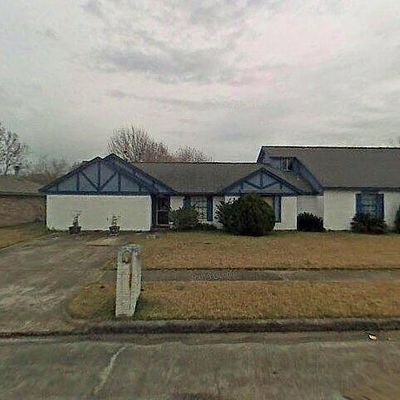 5117 Pepper Mill St, Baytown, TX 77521