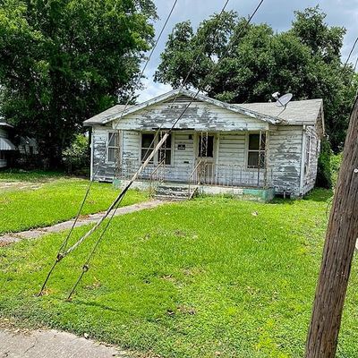 5119 Tremper St, Houston, TX 77020